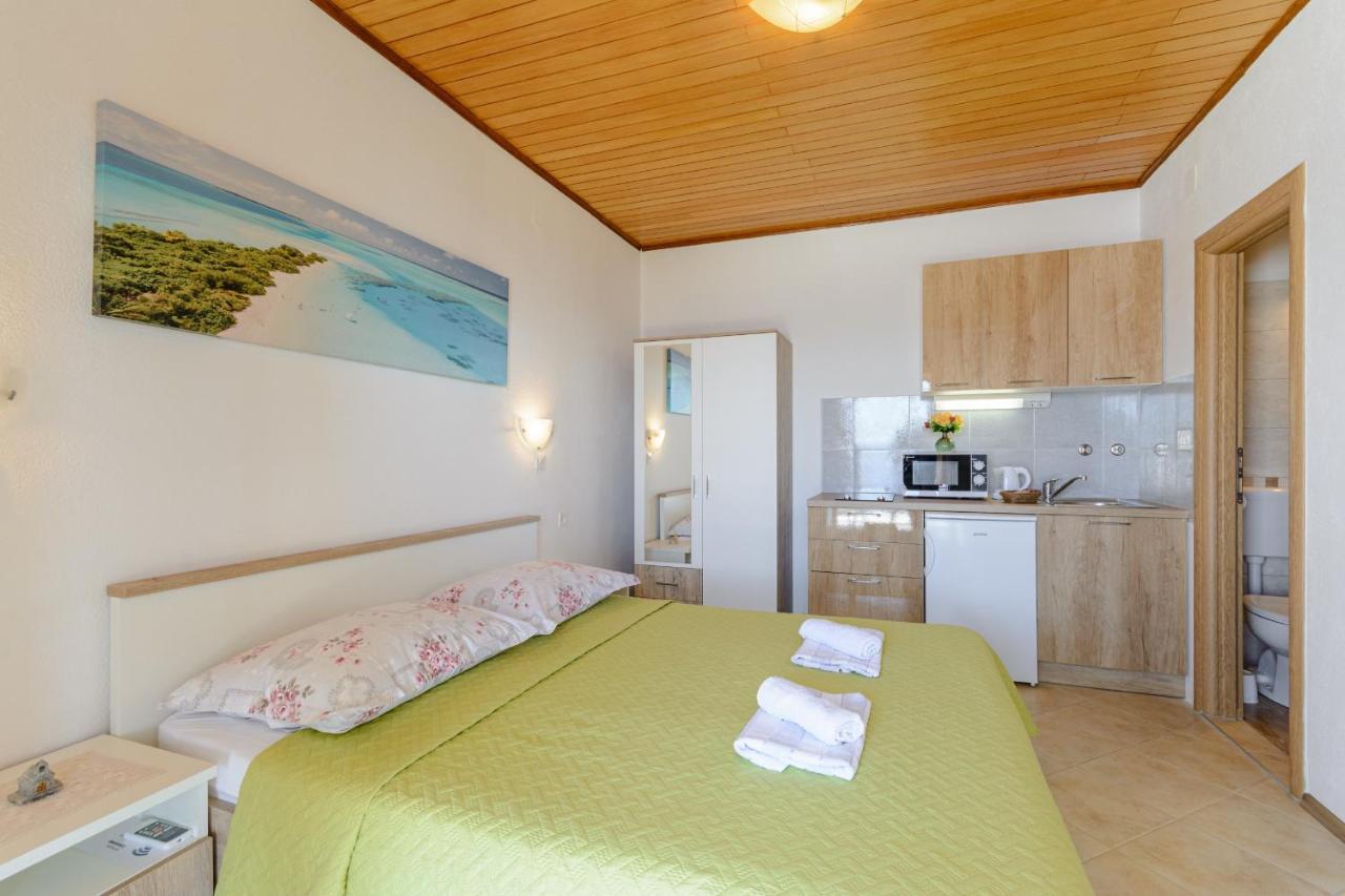 Rooms Sani Brela Ngoại thất bức ảnh