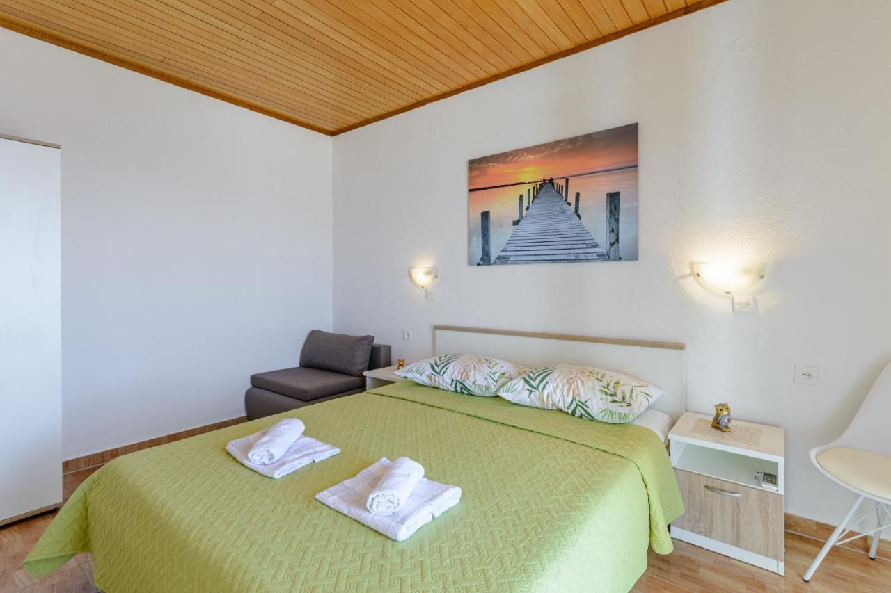 Rooms Sani Brela Ngoại thất bức ảnh